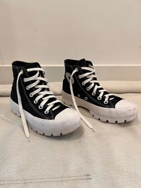 Converse High Top Chunky Platform Sneakers Size 6